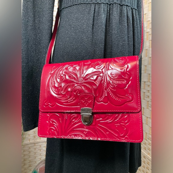 EUC Patricia Nash Laurentina Tooled Leather Crossbody|Clutch - Magenta - Picture 2 of 14
